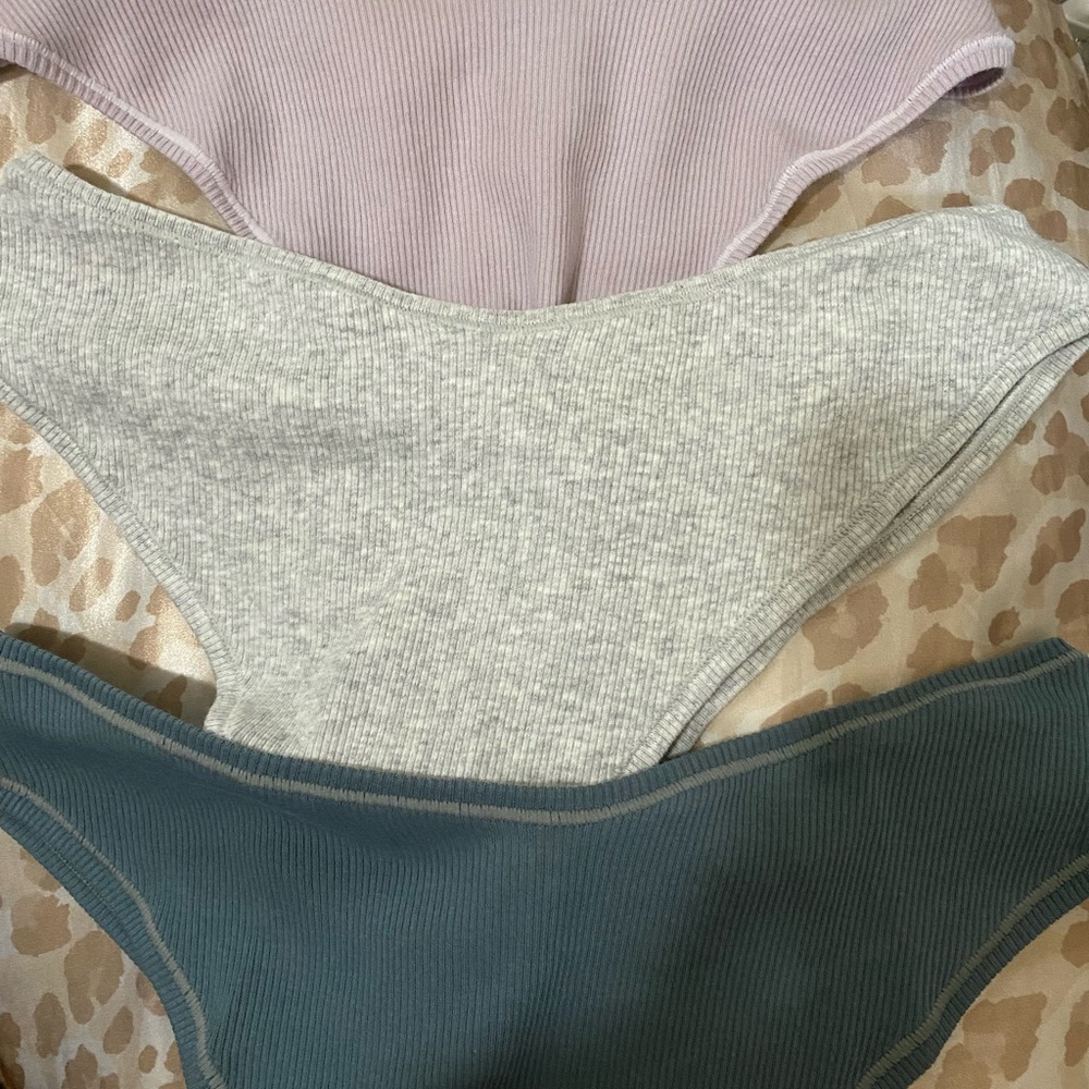 Skims cotton thong